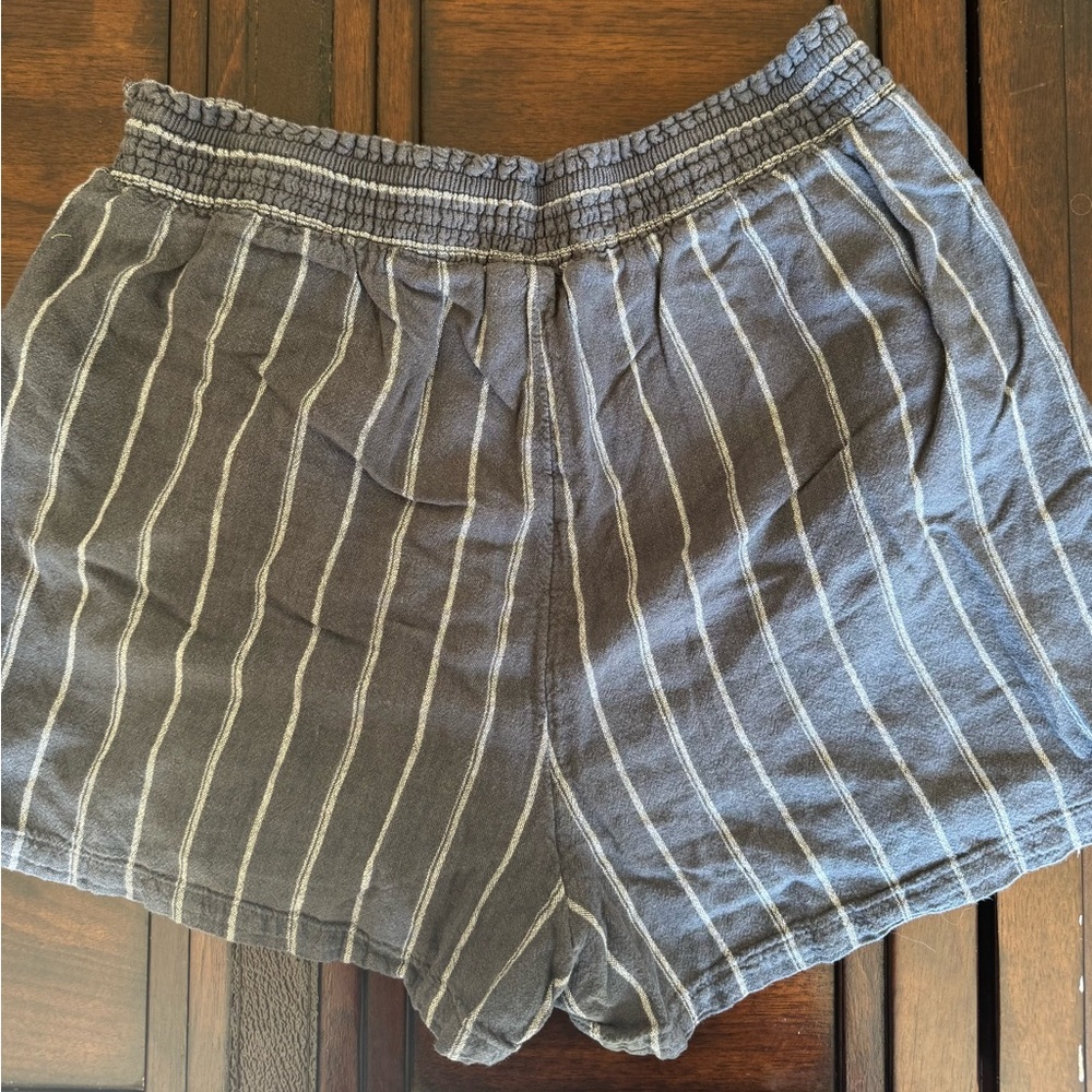 Women’s Universal Thread Gray White Striped Lounge Shorts SZ L